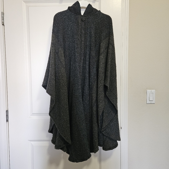 Kerry Woollen Mills Hooded Cape Irish Cashmere Merino Wool - Picture 2 of 13